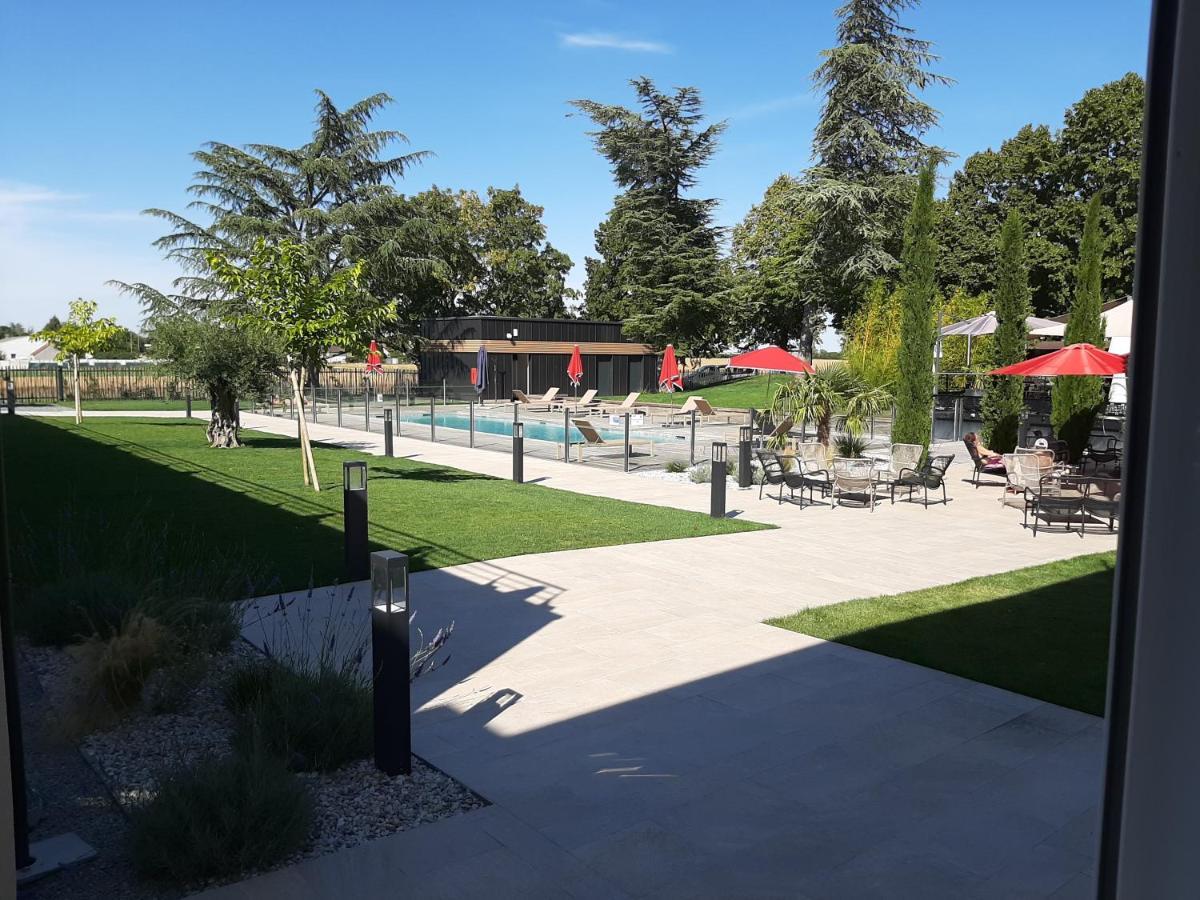 Logis Hotel Relais Saint Jacques - Chateauroux Deols Экстерьер фото